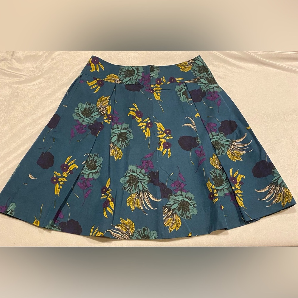 Victoria's Secret Green Floral A-Line Skirt